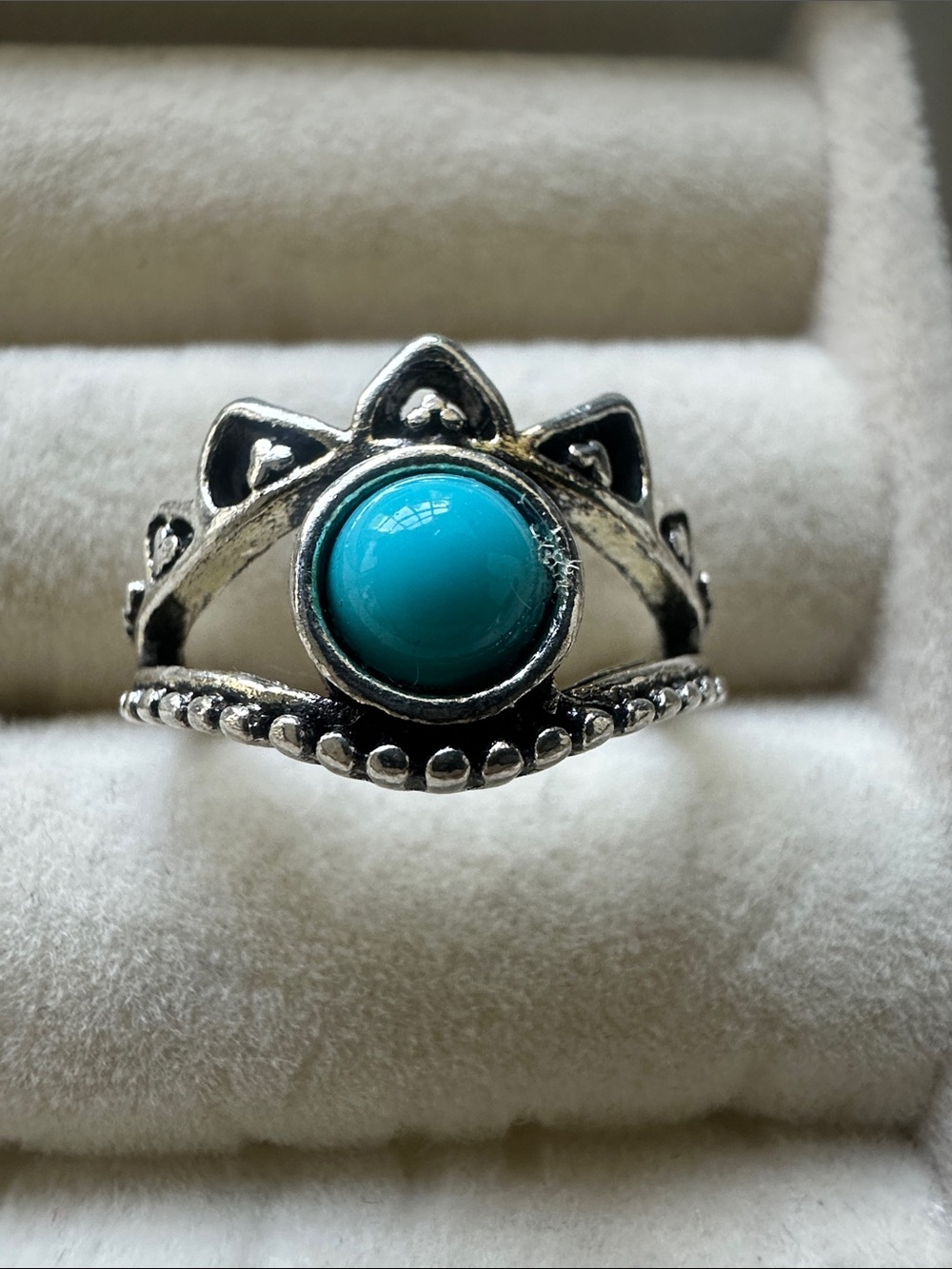 Turquoise Crown Stone Silver Tone Ring Size 6.5